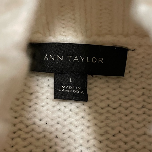 ANN TAYLOR | ombré striped sweater Large - Picture 3 of 8